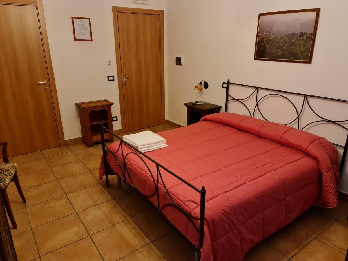 San Marco Evangelista Casale Rurale B&B 외부 사진